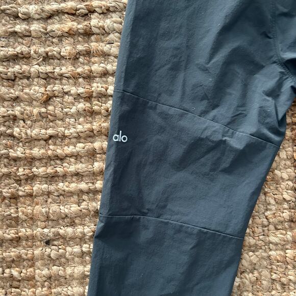 Alo Yoga Co-Op Pant – Women’s XS – Anthracite (Charcoal) – Retail $138 - Picture 7 of 11